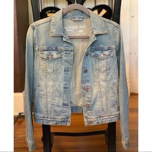 Gap Light Wash Denim Jacket